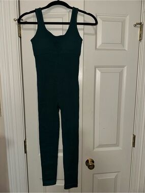 Sleeveless Full-Length Dark green bodysuit size small
